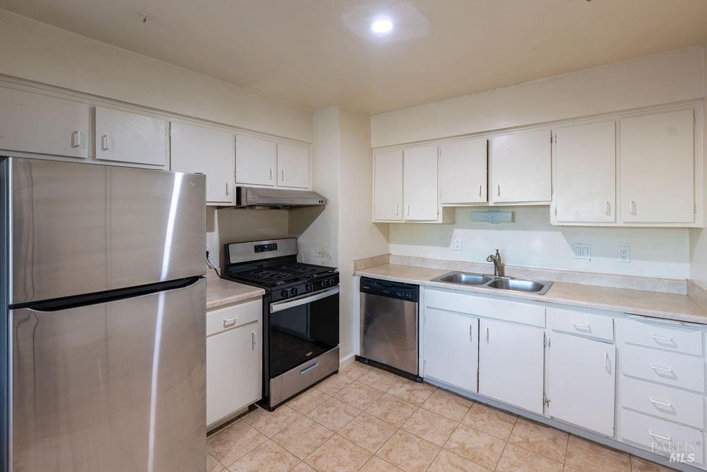 1079 Odell Lane Santa Rosa CA 95407