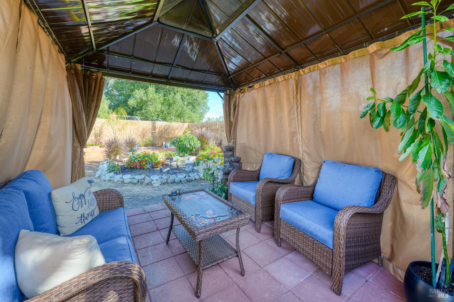 3541 Leland Lane Ukiah CA 95482