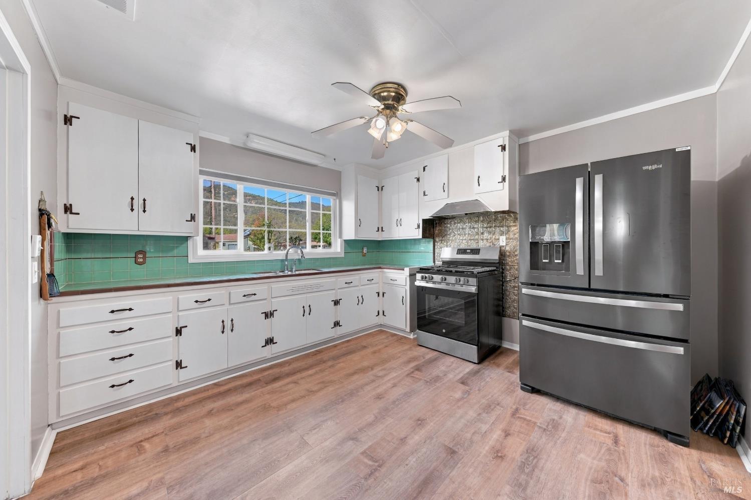 3541 Leland Lane Ukiah CA 95482
