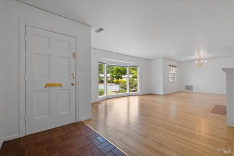 1504 Jewell Drive Santa Rosa CA 95404