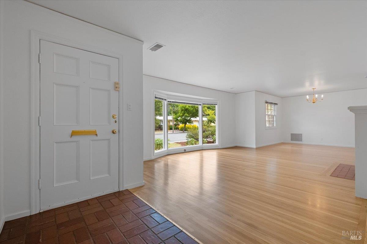 1504 Jewell Drive Santa Rosa CA 95404