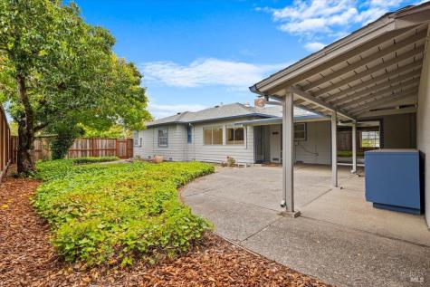 1504 Jewell Drive Santa Rosa CA 95404