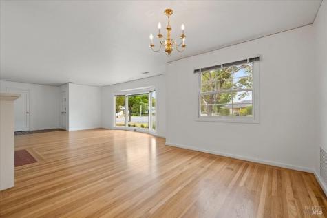 1504 Jewell Drive Santa Rosa CA 95404