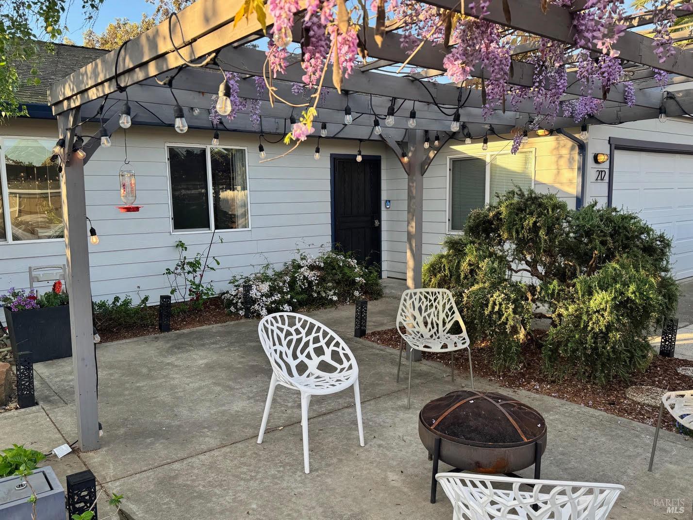 212 Eaton Court Benicia CA 94510