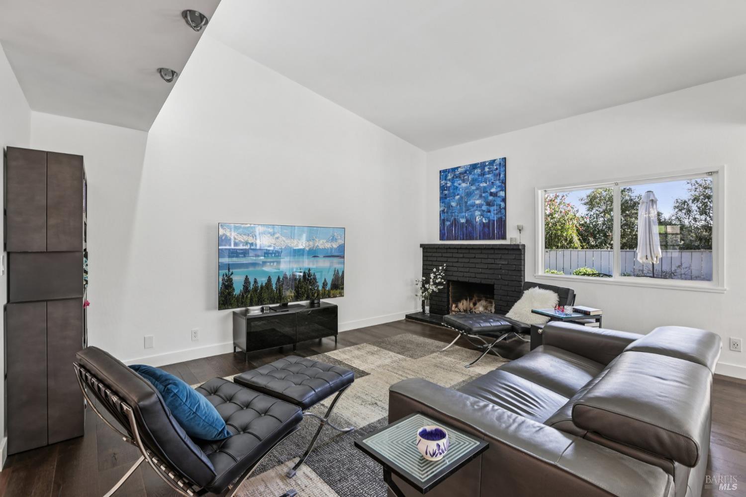 212 Eaton Court Benicia CA 94510