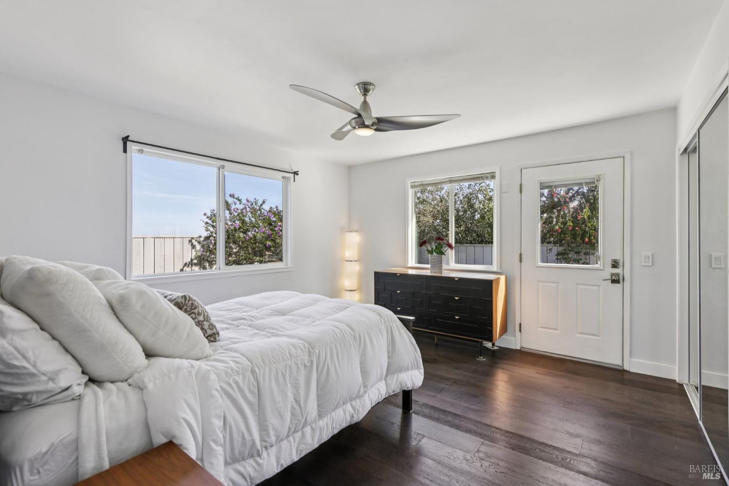212 Eaton Court Benicia CA 94510