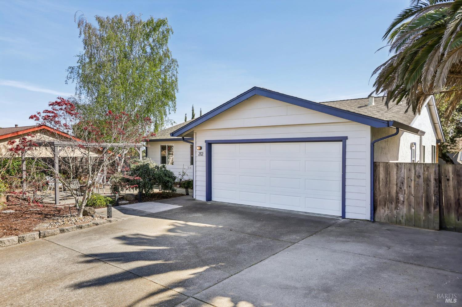 212 Eaton Court Benicia CA 94510