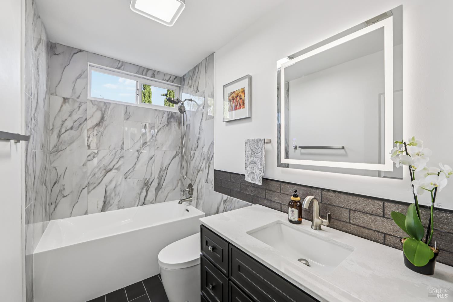 212 Eaton Court Benicia CA 94510