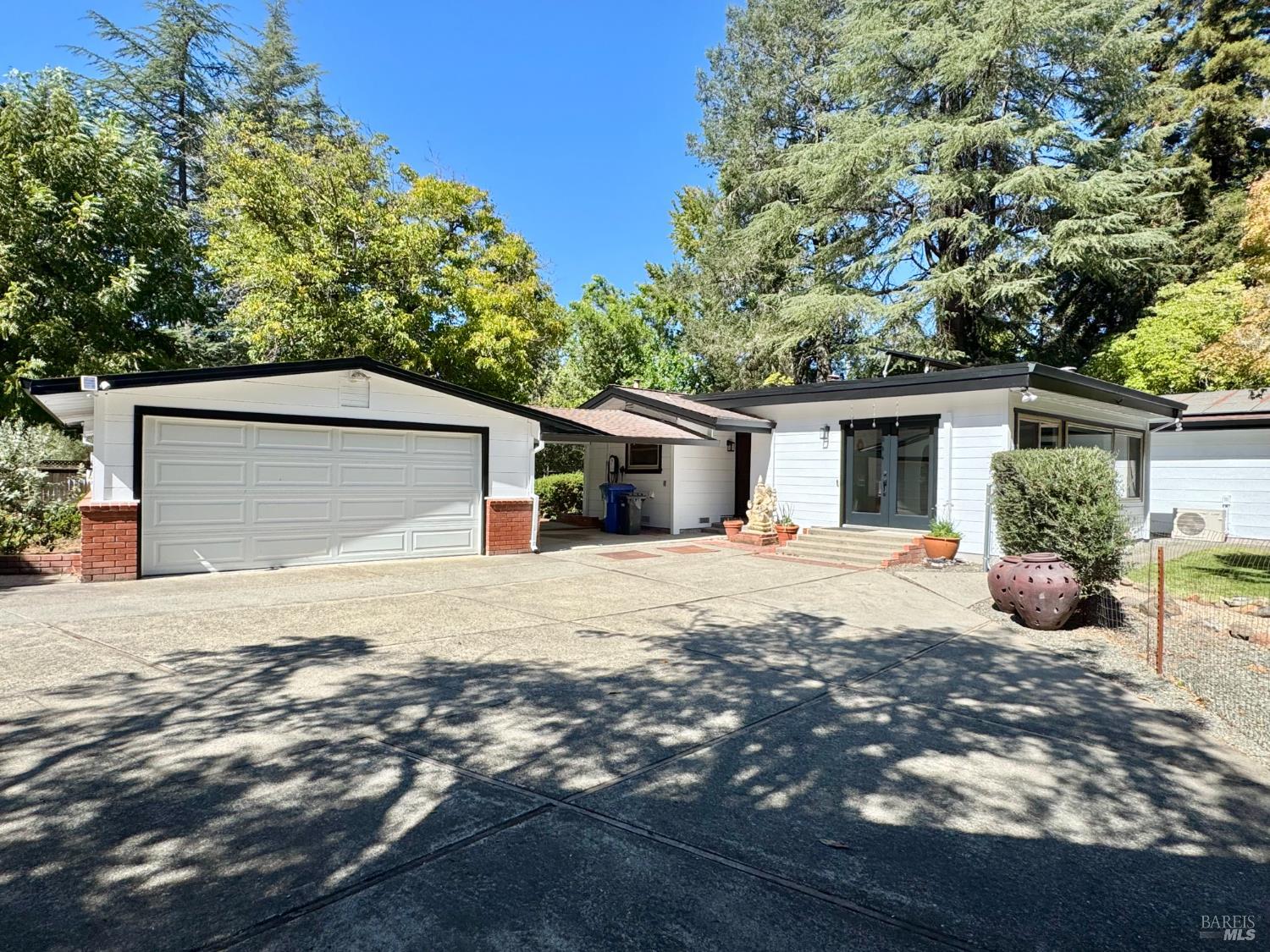 109 Glass Mountain Lane St. Helena CA 94574