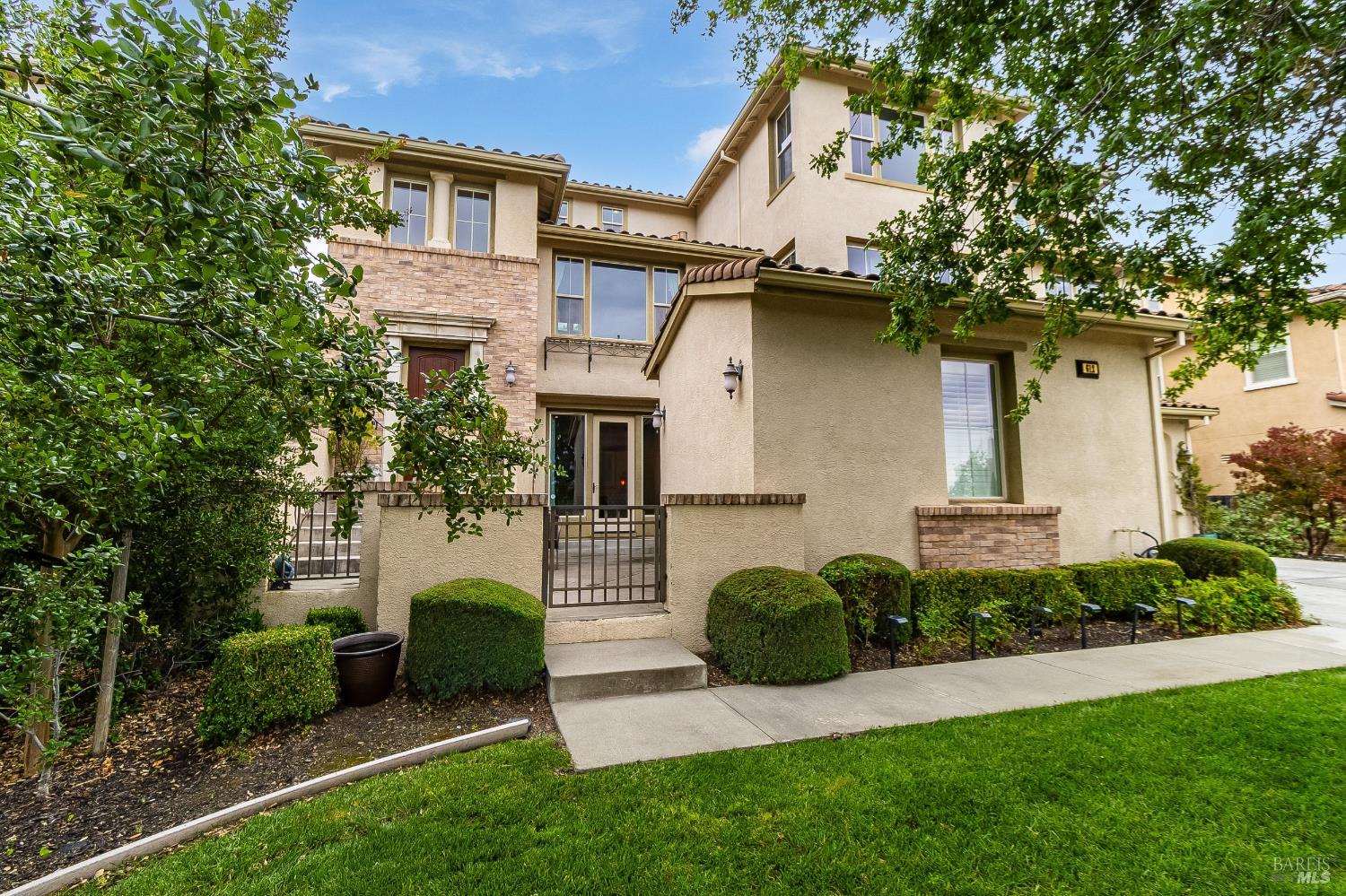 612 Via De Bella Fairfield CA 94534