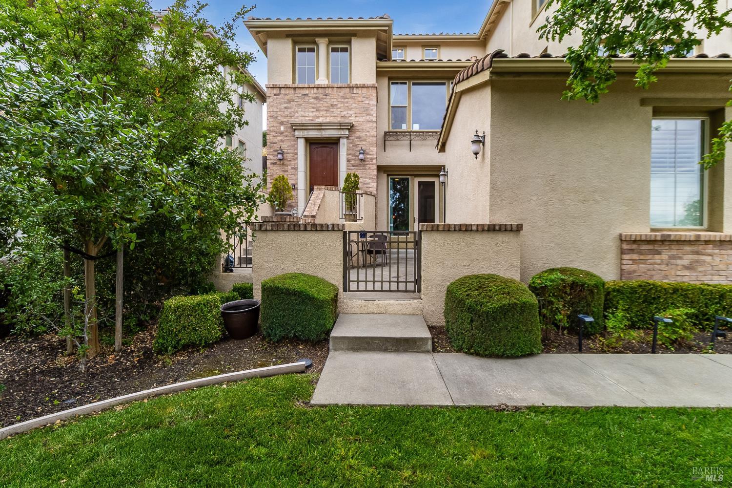 612 Via De Bella Fairfield CA 94534