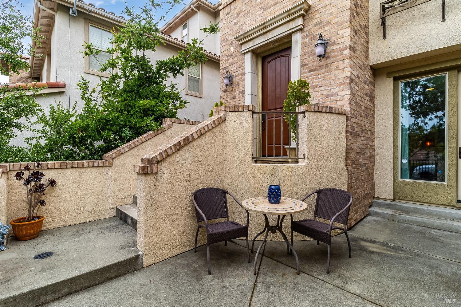 612 Via De Bella Fairfield CA 94534