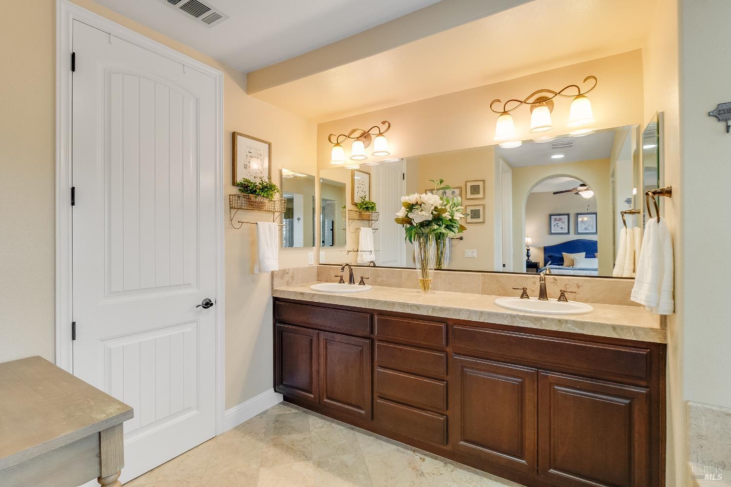 612 Via De Bella Fairfield CA 94534