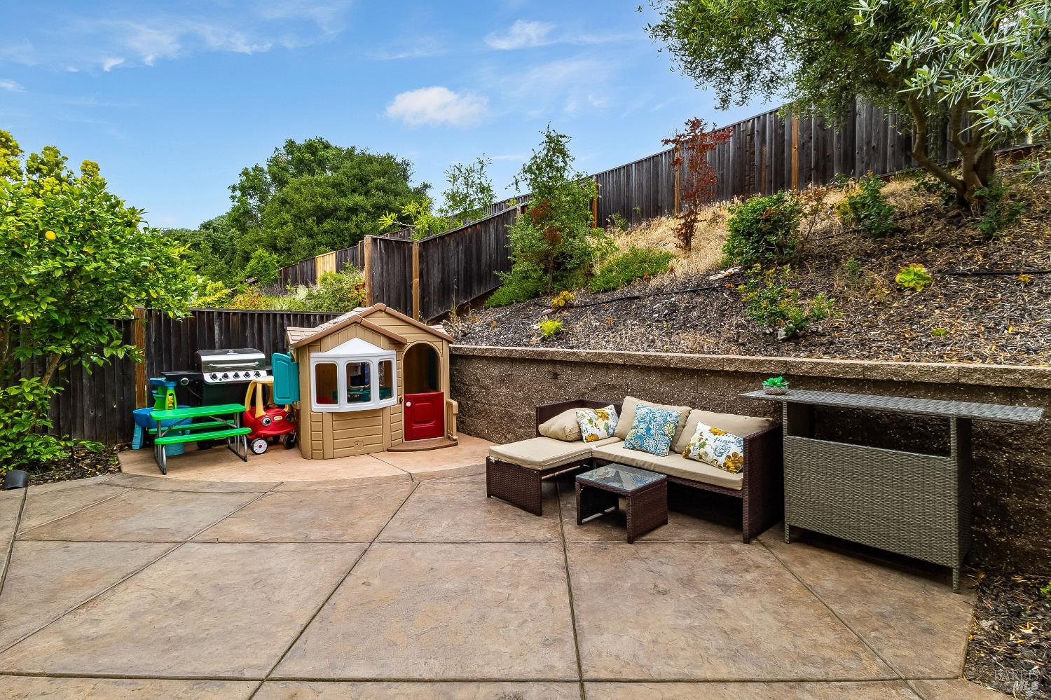 612 Via De Bella Fairfield CA 94534