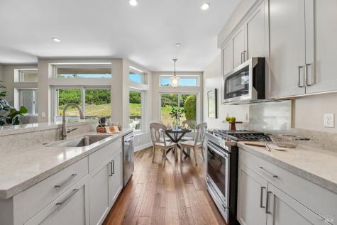 4682 Kilarney Circle Santa Rosa CA 95403