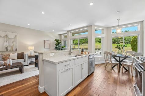 4682 Kilarney Circle Santa Rosa CA 95403