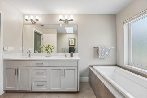 4682 Kilarney Circle Santa Rosa CA 95403