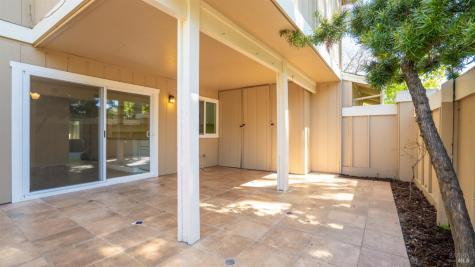 1812 Arroyo Sierra Circle Santa Rosa CA 95405
