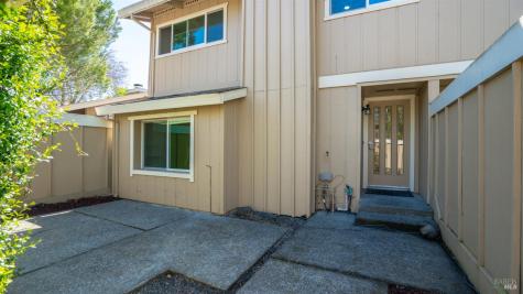 1812 Arroyo Sierra Circle Santa Rosa CA 95405