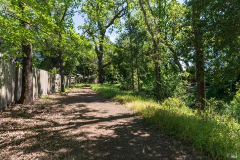 1812 Arroyo Sierra Circle Santa Rosa CA 95405