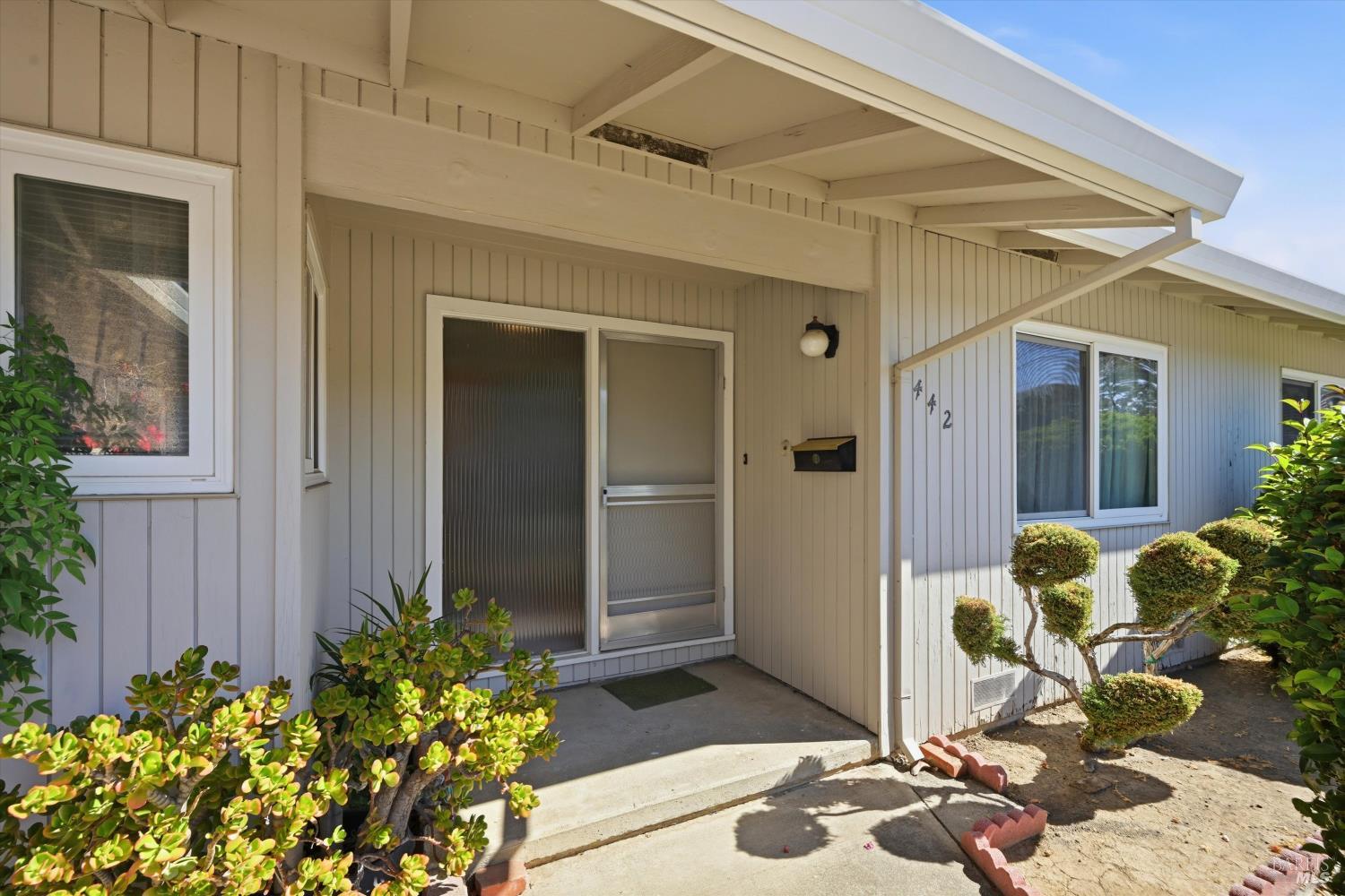 442 Via Del Plano Novato CA 94949