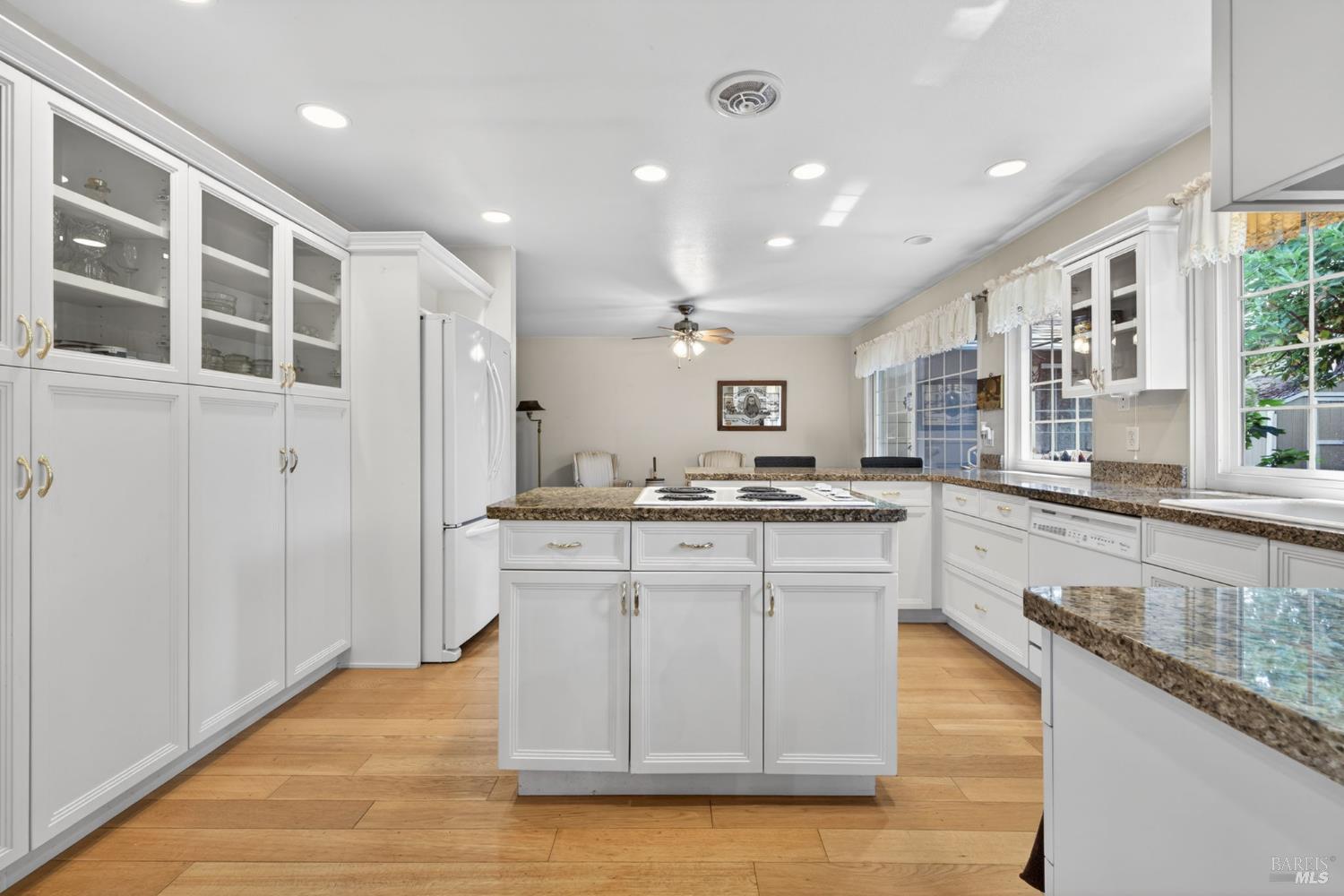 7569 Oak Leaf Drive Santa Rosa CA 95409