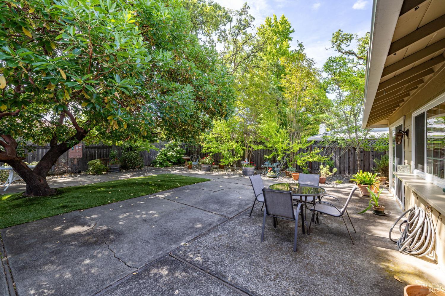 7569 Oak Leaf Drive Santa Rosa CA 95409