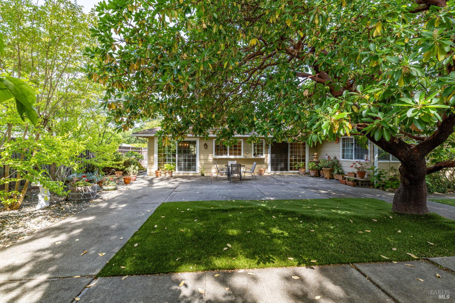 7569 Oak Leaf Drive Santa Rosa CA 95409