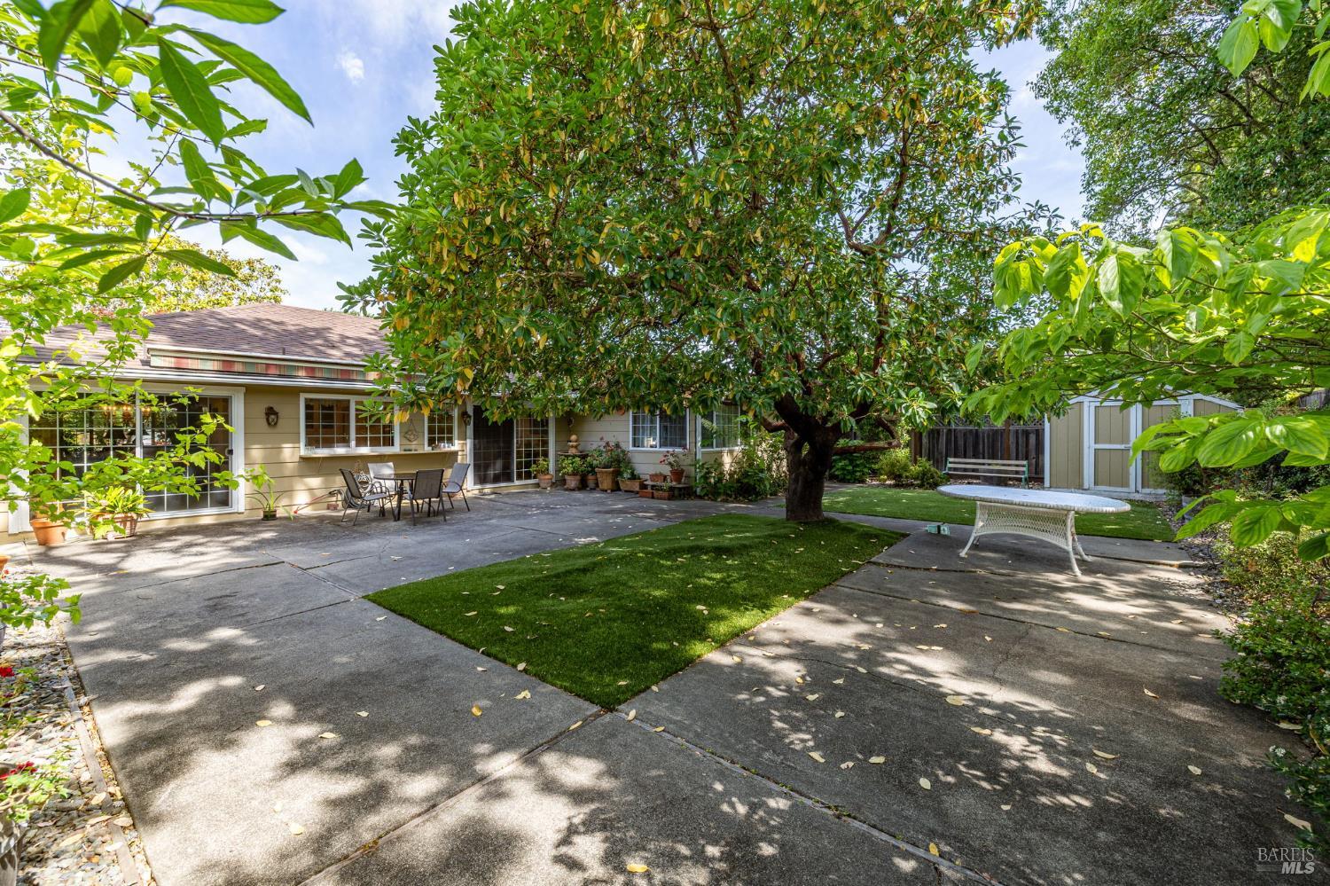 7569 Oak Leaf Drive Santa Rosa CA 95409
