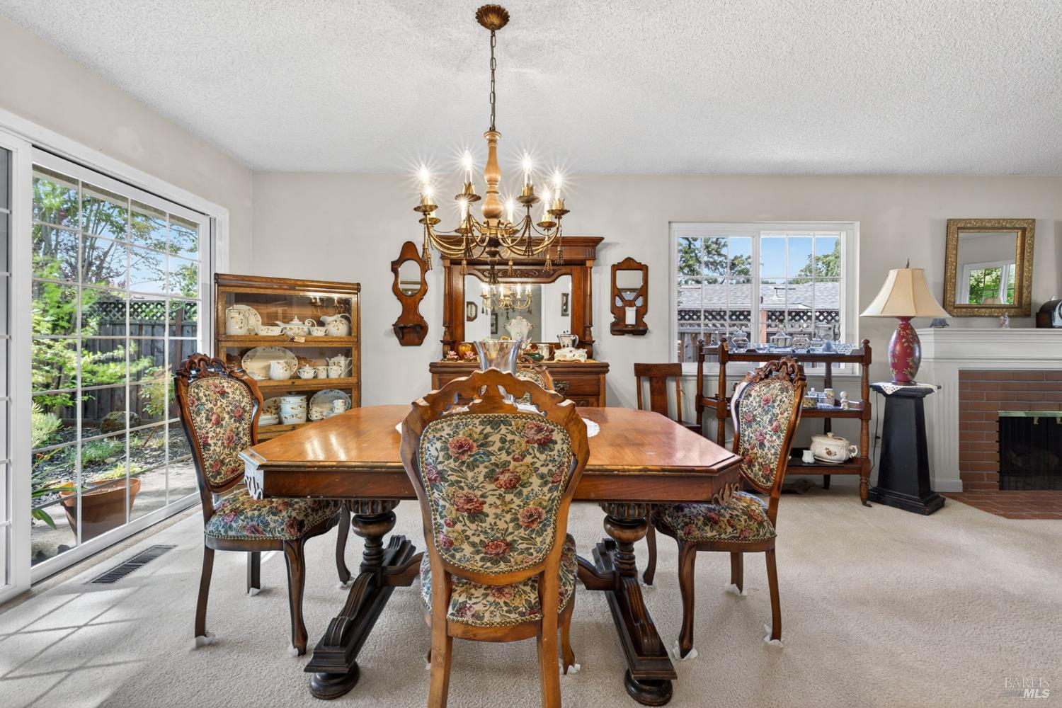 7569 Oak Leaf Drive Santa Rosa CA 95409