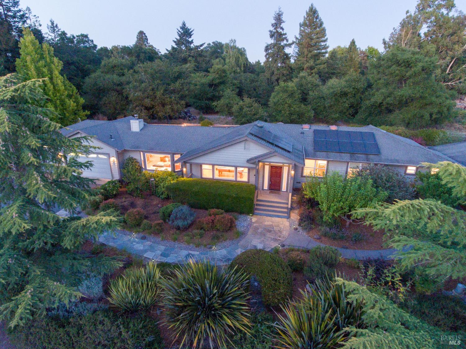 7135 Baker Lane Sebastopol CA 95472
