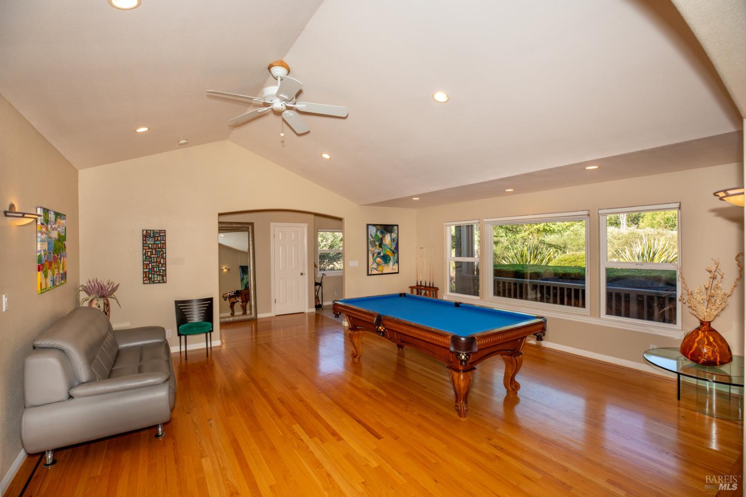 7135 Baker Lane Sebastopol CA 95472