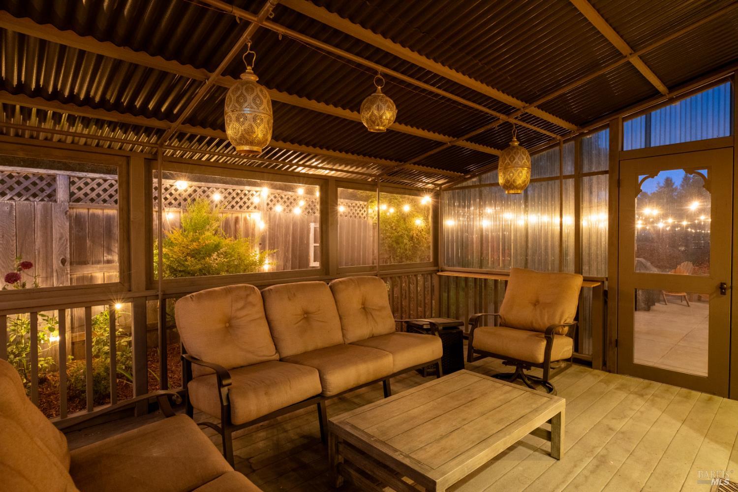 7135 Baker Lane Sebastopol CA 95472