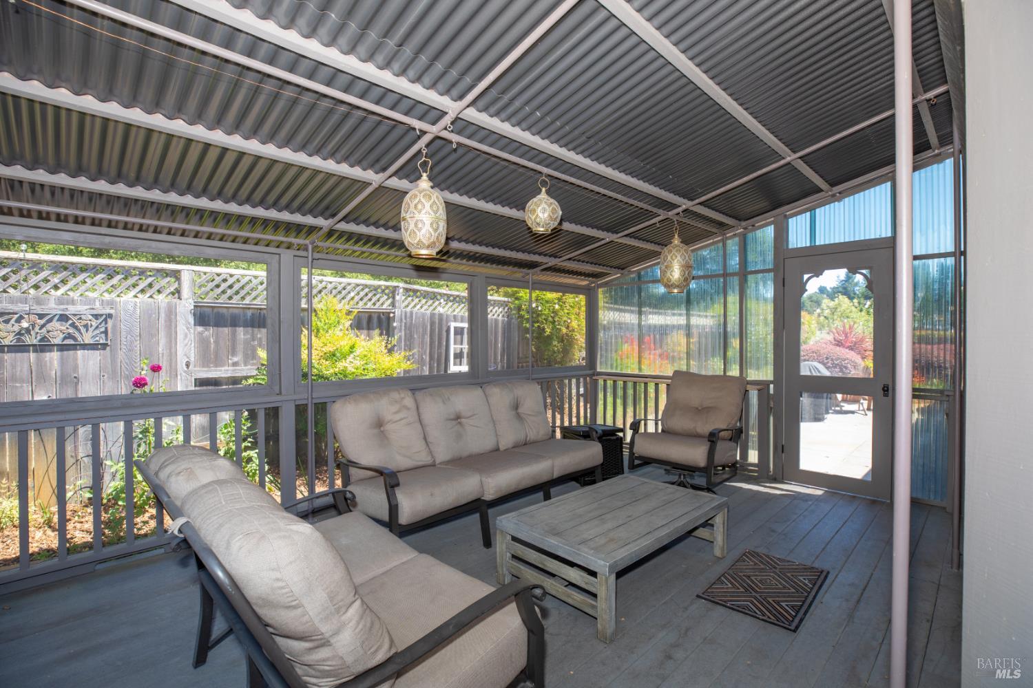 7135 Baker Lane Sebastopol CA 95472