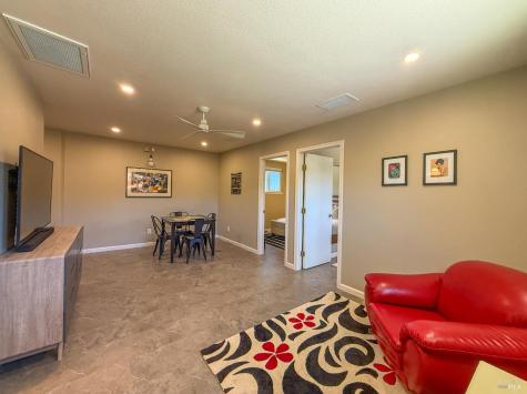 7135 Baker Lane Sebastopol CA 95472