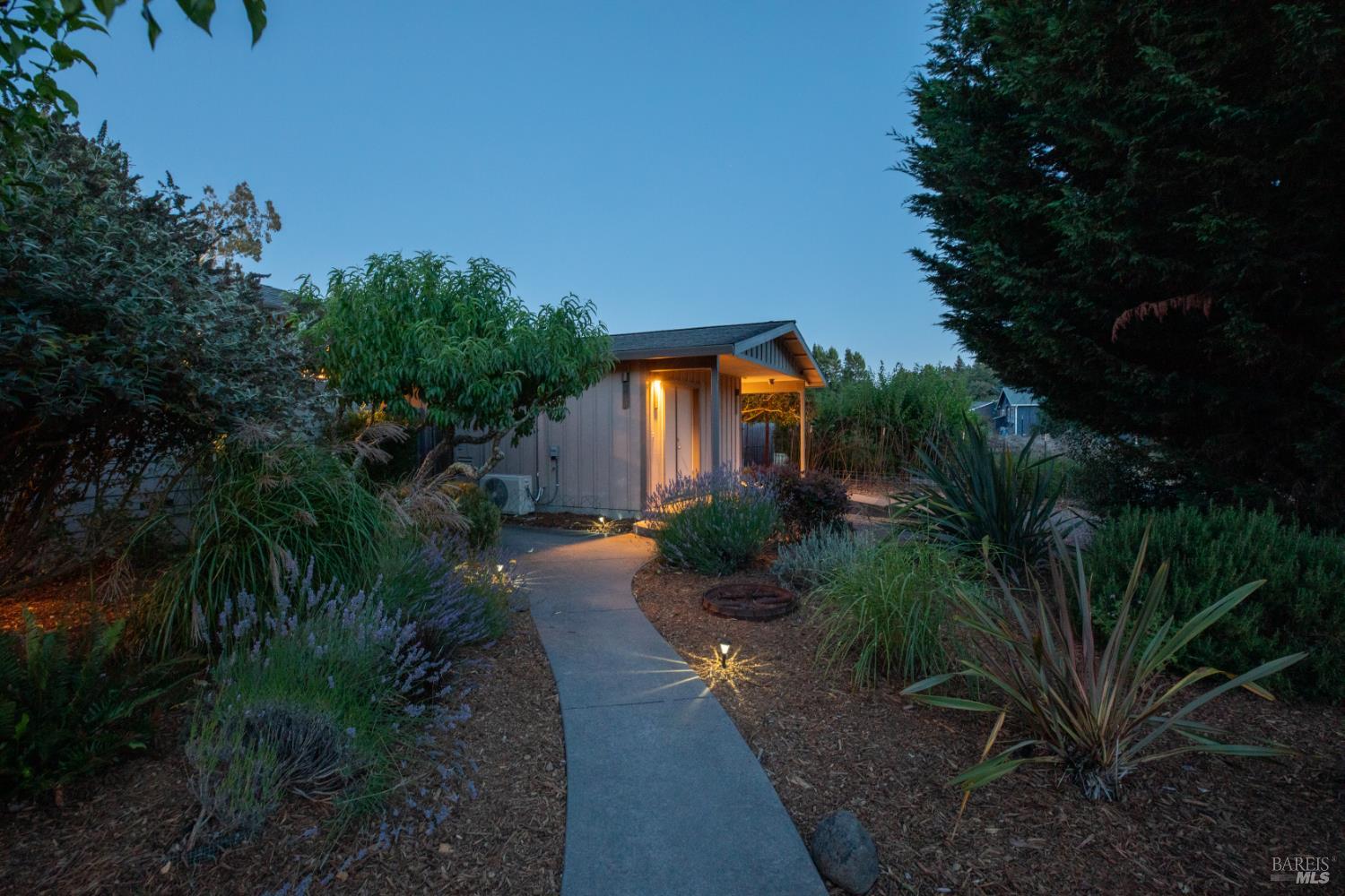7135 Baker Lane Sebastopol CA 95472
