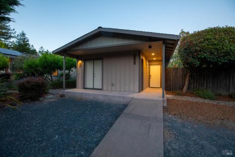 7135 Baker Lane Sebastopol CA 95472