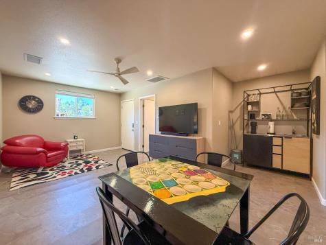 7135 Baker Lane Sebastopol CA 95472