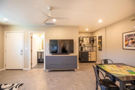 7135 Baker Lane Sebastopol CA 95472