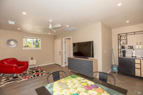 7135 Baker Lane Sebastopol CA 95472