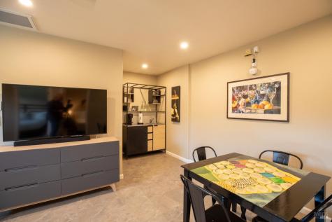 7135 Baker Lane Sebastopol CA 95472