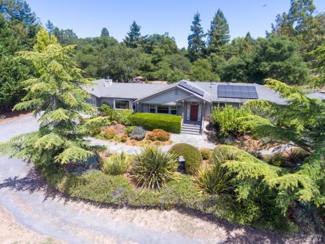 7135 Baker Lane Sebastopol CA 95472
