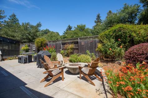 7135 Baker Lane Sebastopol CA 95472