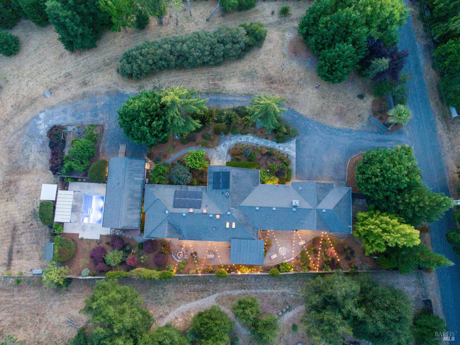 7135 Baker Lane Sebastopol CA 95472
