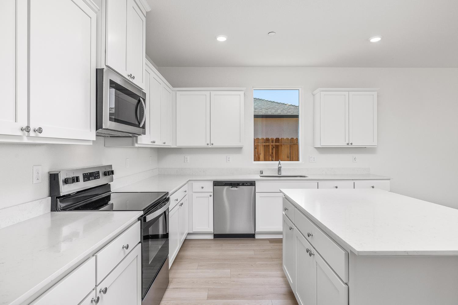 2213 Woods Drive Linda CA 95901