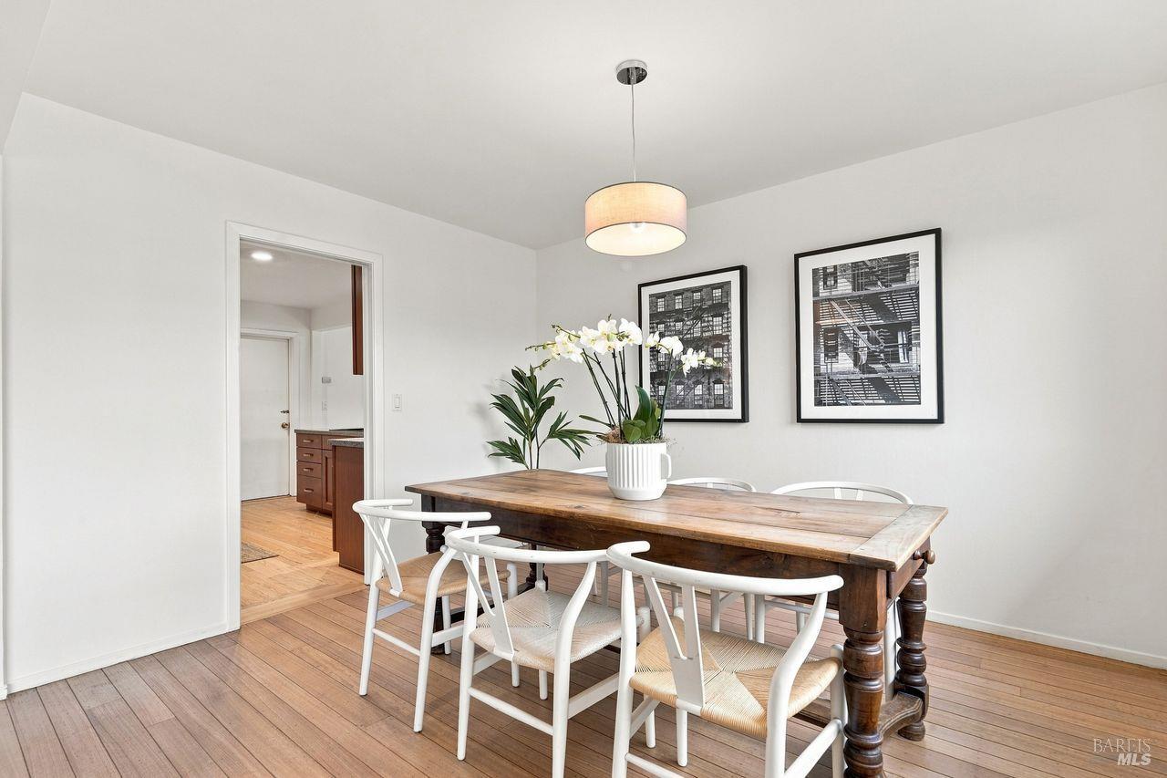 29 Tradewind Passage Corte Madera CA 94925