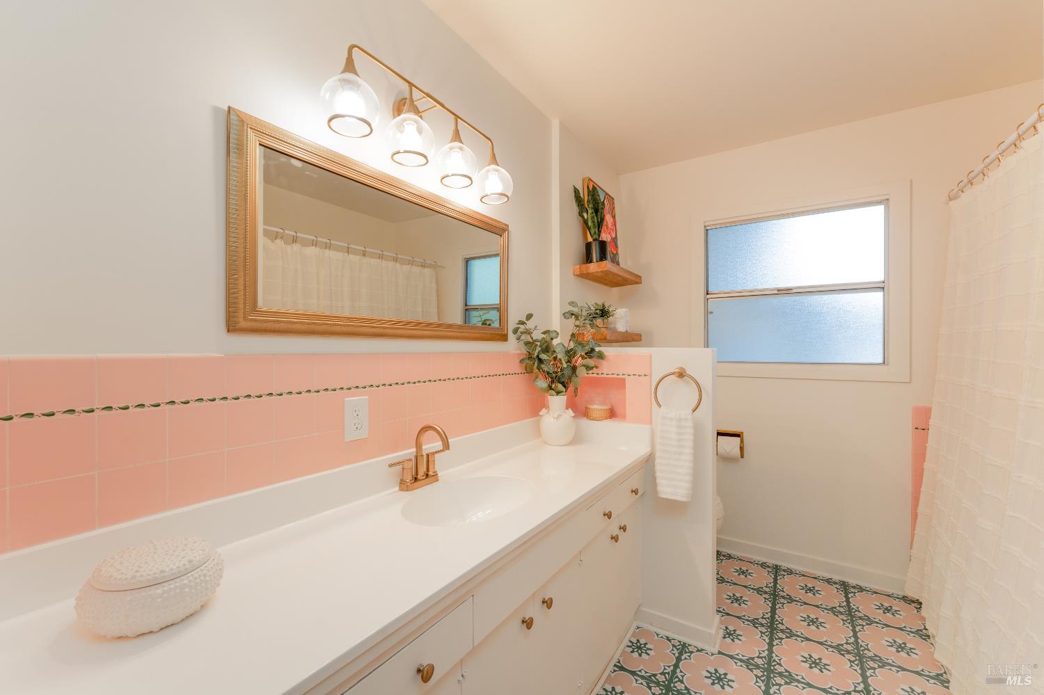744 S Spring Street Ukiah CA 95482