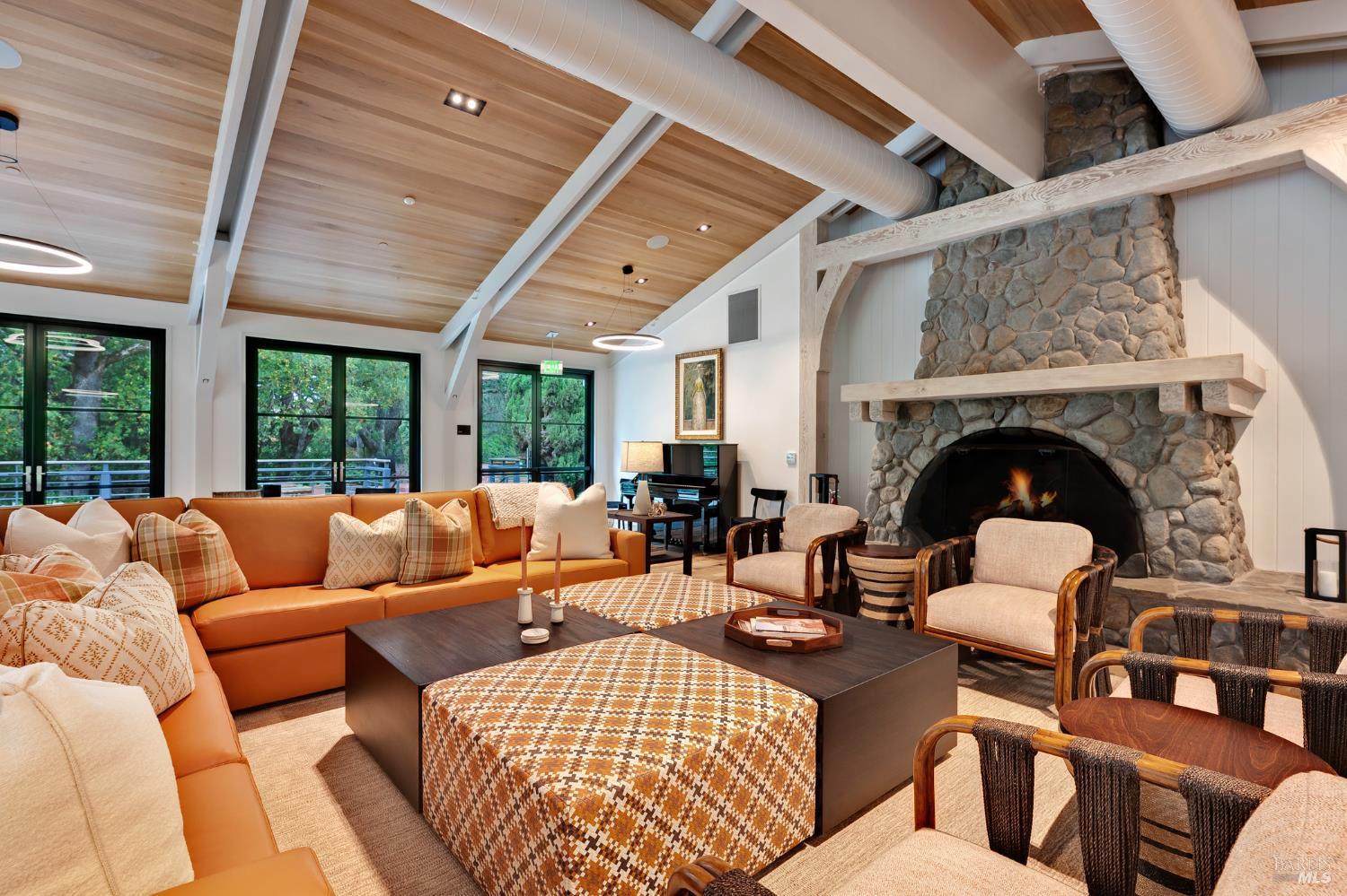 1129 Dealy Lane Napa CA 94559
