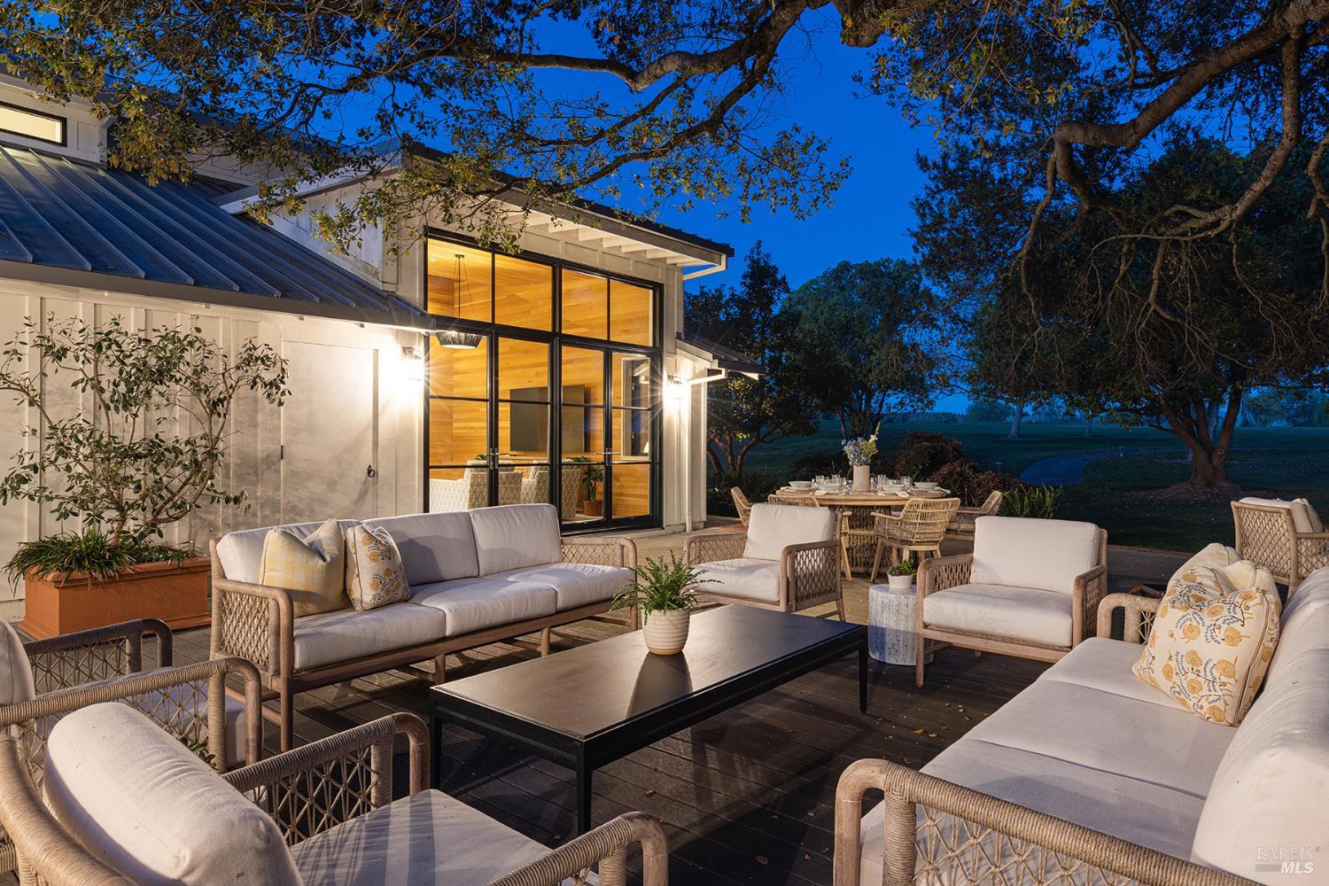 1129 Dealy Lane Napa CA 94559