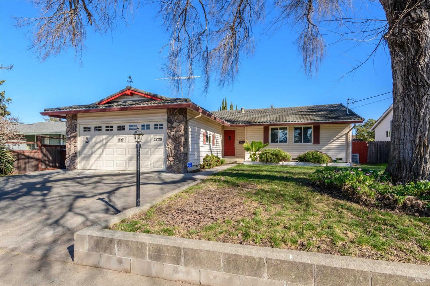 2430 Yajome Street Napa CA 94558